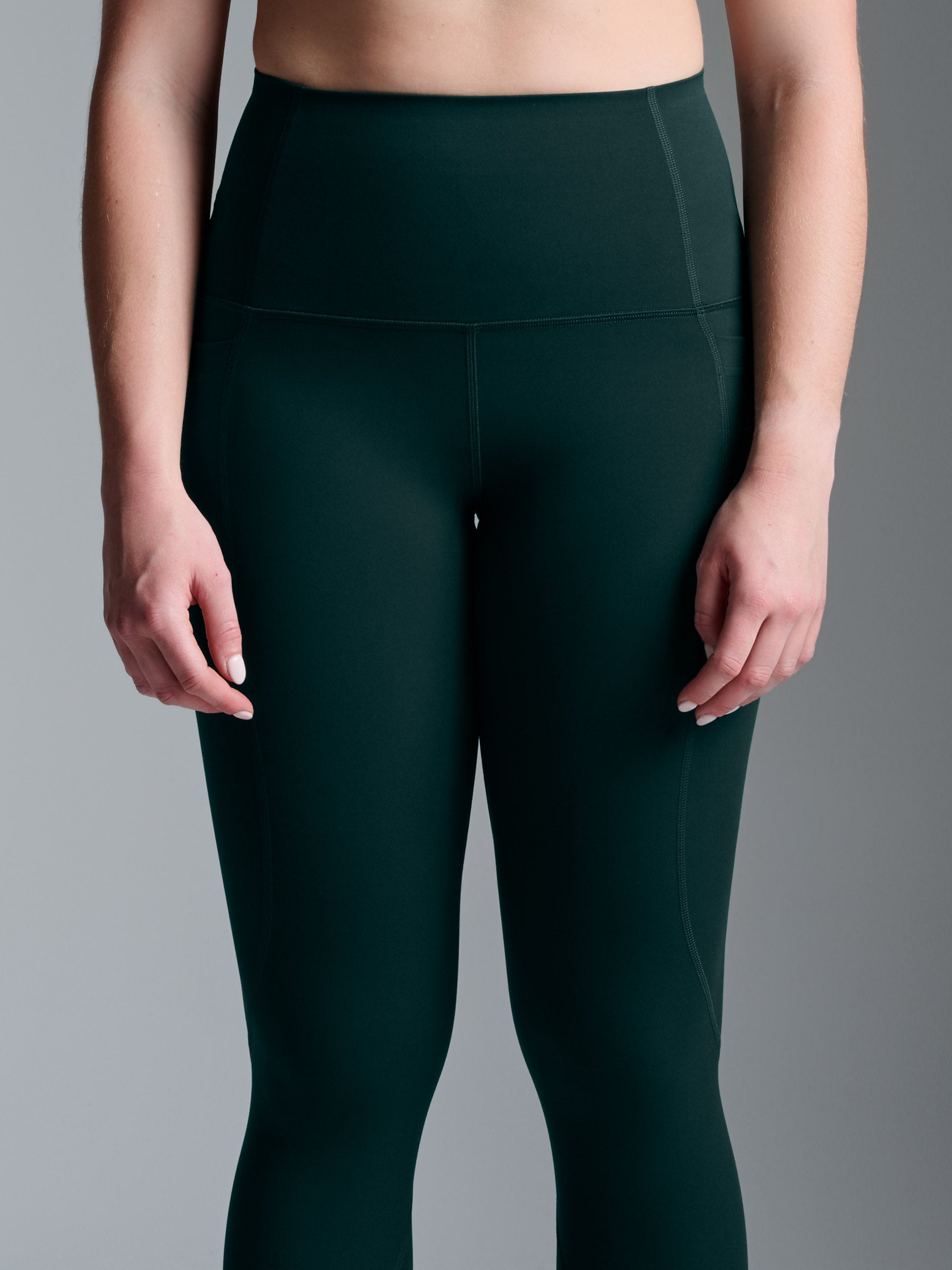 FATAL ATTRACTION 7/8 Super High Rise Legging Dark Green