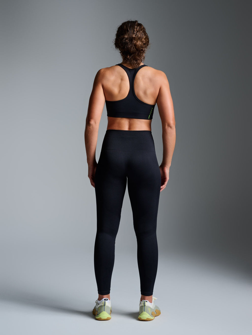 STREAMLINE 8/8 Legging Black