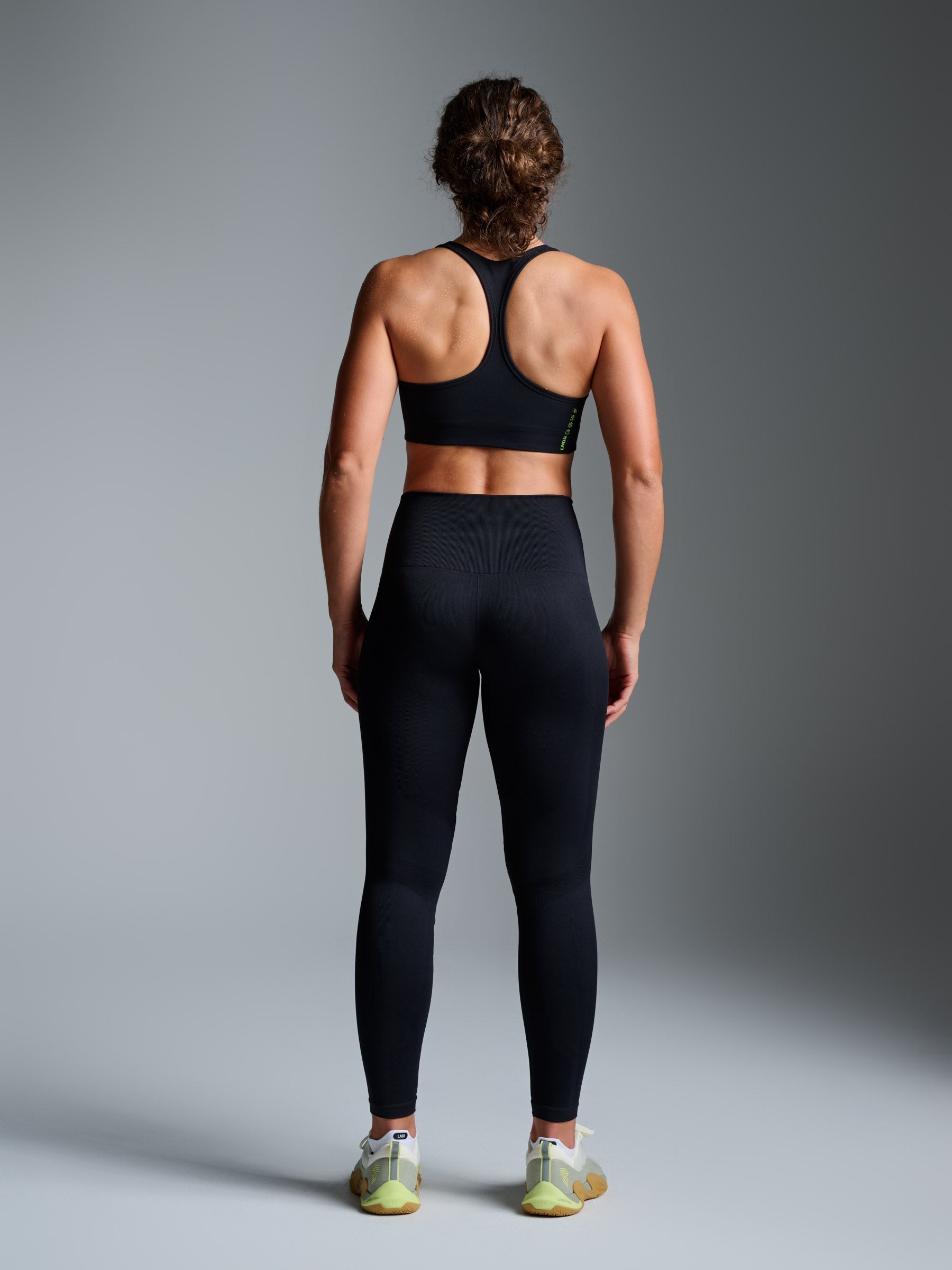 STREAMLINE 8/8 Legging Black