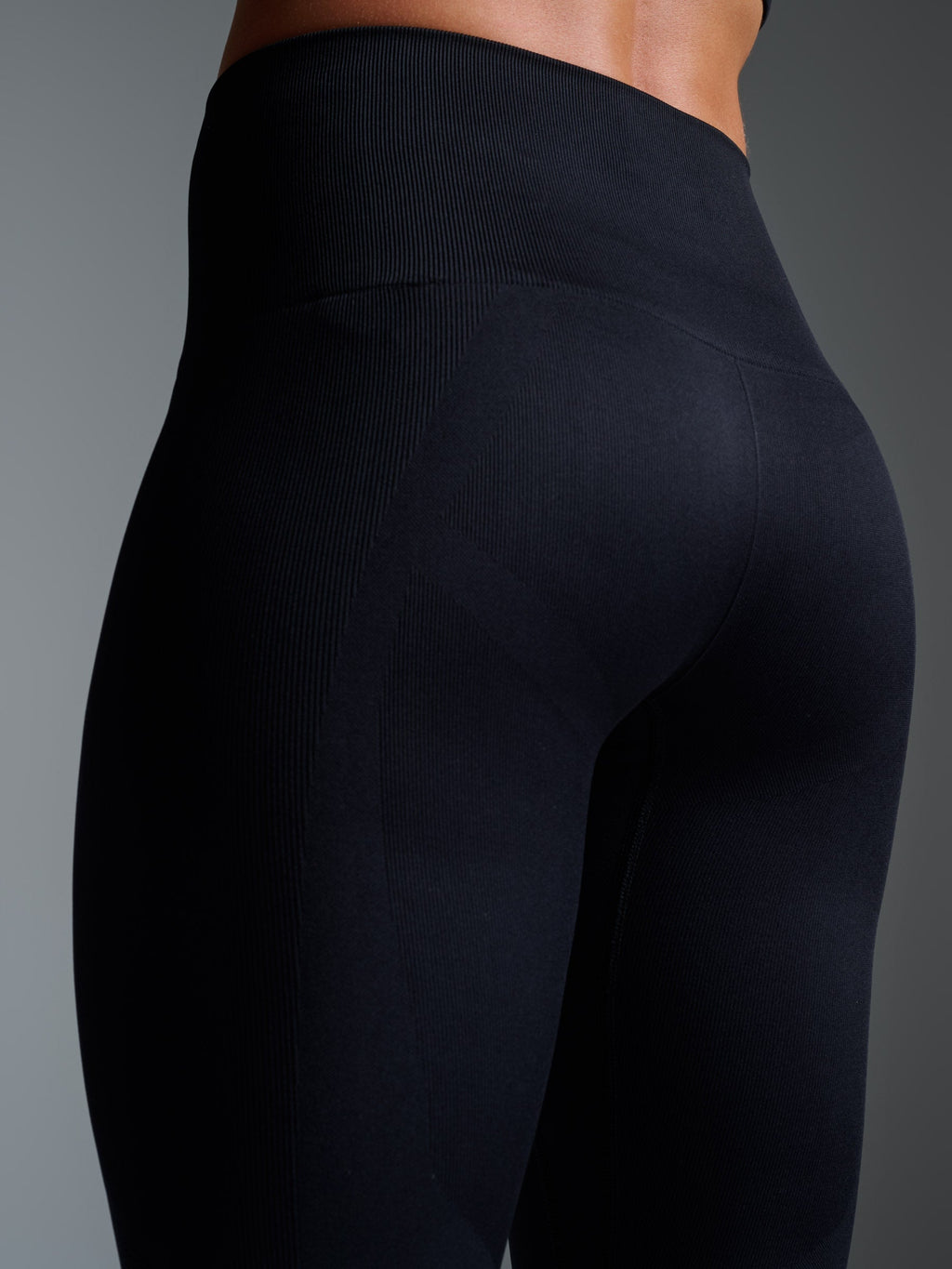 STREAMLINE 8/8 Legging Black