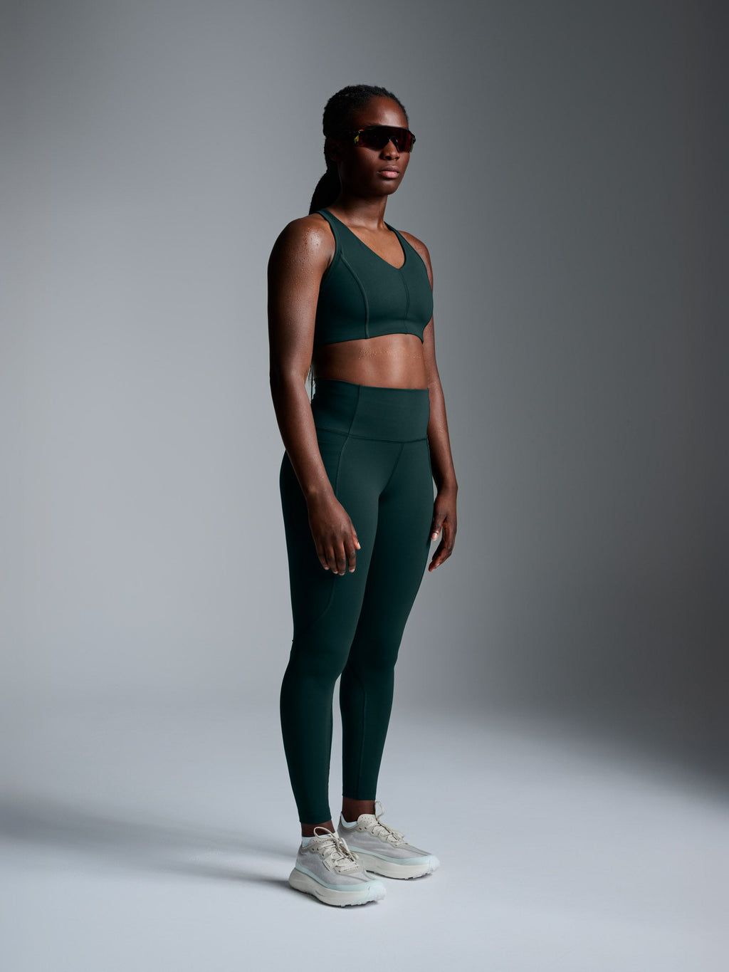 FEMME FATALE Sports Bra Dark Green