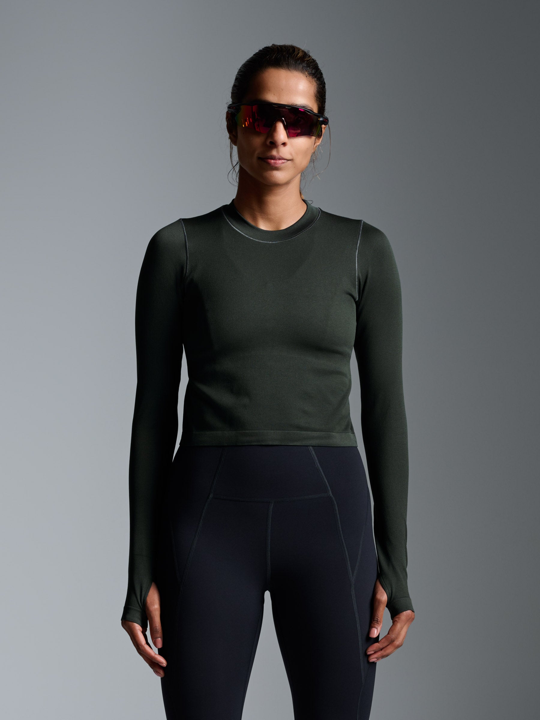 POWER CROP Long Sleeve Top Olive