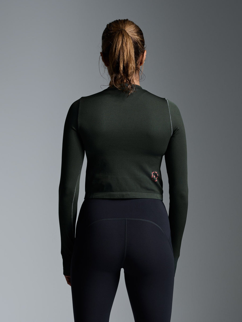 POWER CROP Long Sleeve Top Olive